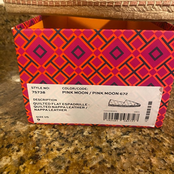 Tory Burch Espadrilles size 9 nwot - Picture 4 of 4